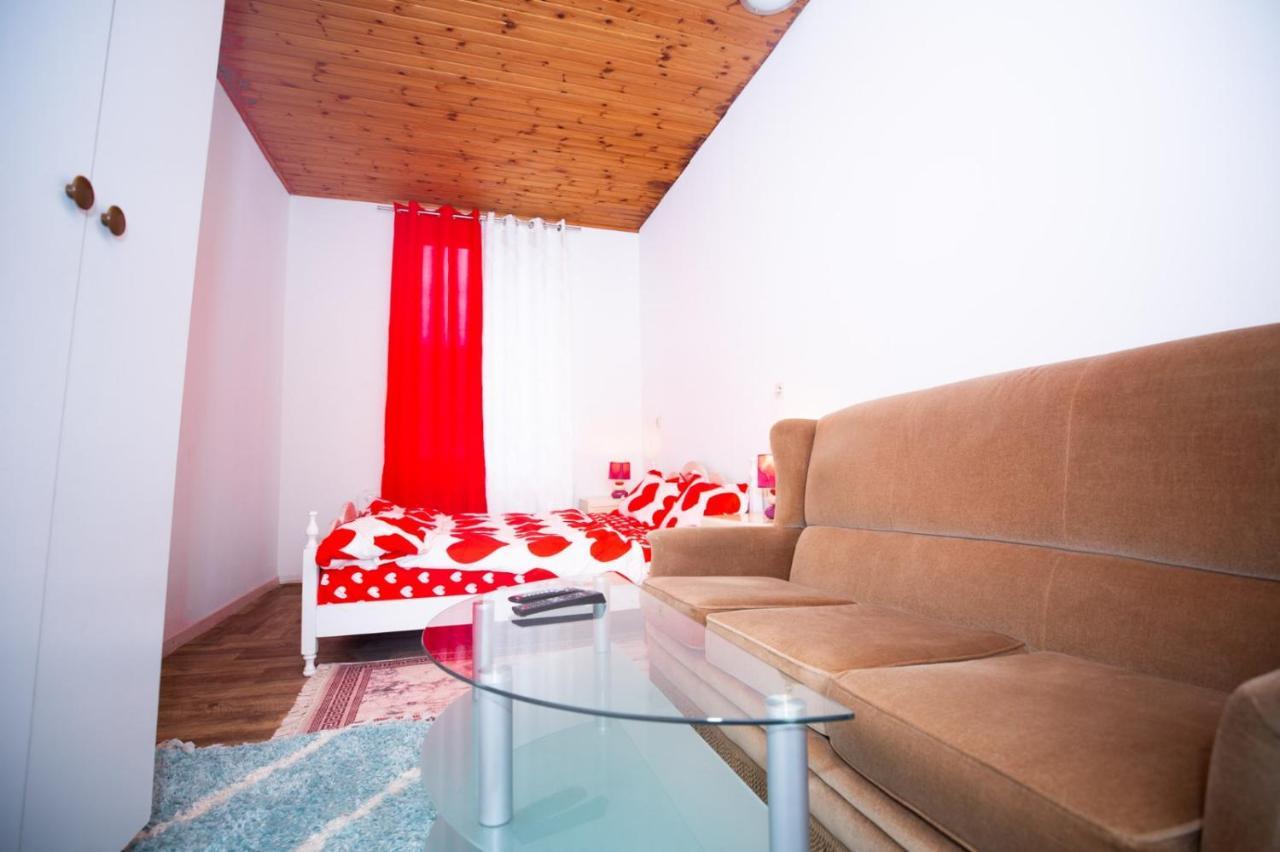 Agreable Chambre Sur Liege Avc Parking Et Wifi Gratuit Exteriör bild