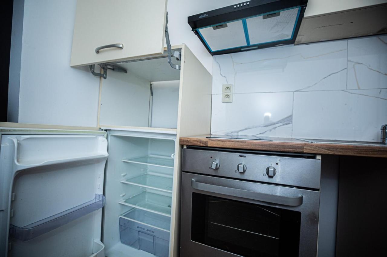 Agreable Chambre Sur Liege Avc Parking Et Wifi Gratuit Exteriör bild